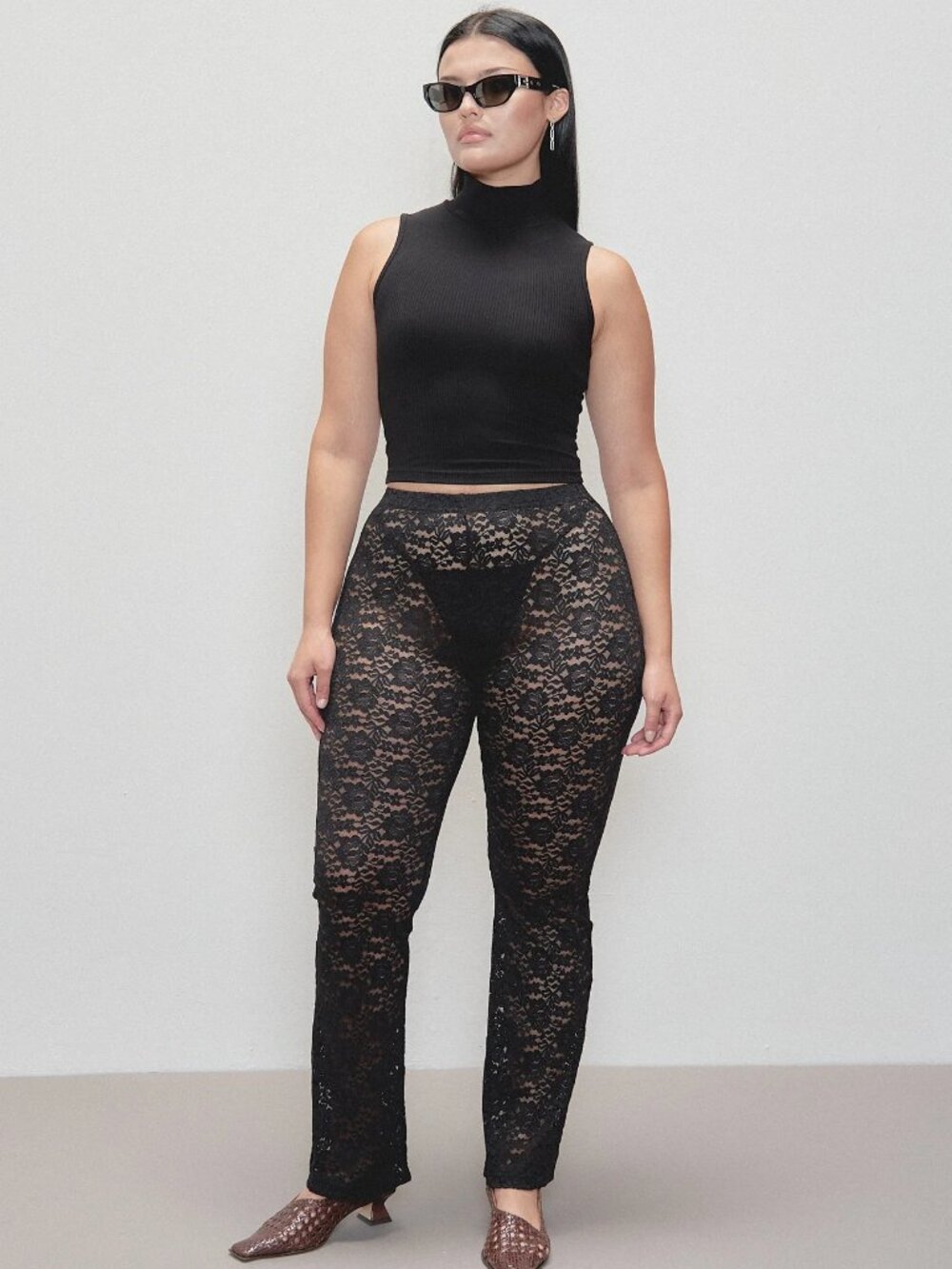 NWT Fashion Brand Company Black Rose Lace Pants, size M